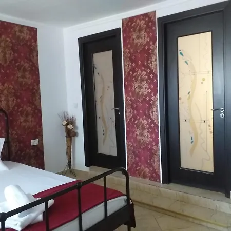 Casa Marronne Costinesti