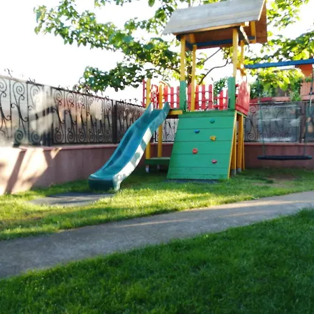 Casa Marronne 3* Костинешти