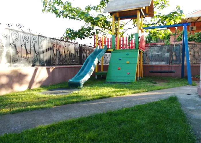 Casa Marronne 3* Костинешти