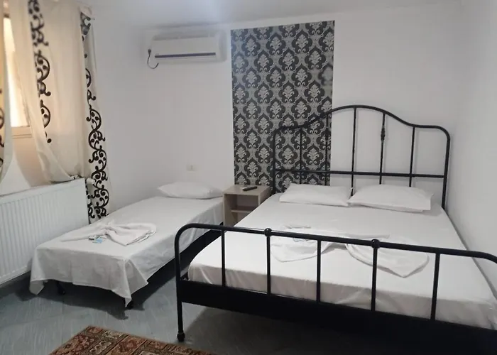 Casa Marronne 3* Костинешти