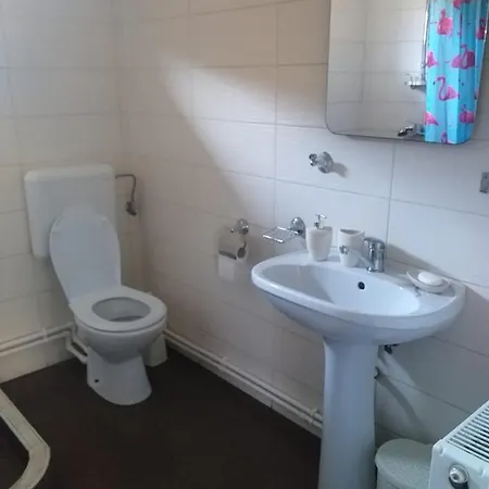 Casa Marronne 科斯蒂内什蒂