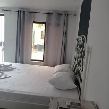 Casa Marronne 3*