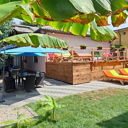 招待所 Casa Marronne 3*