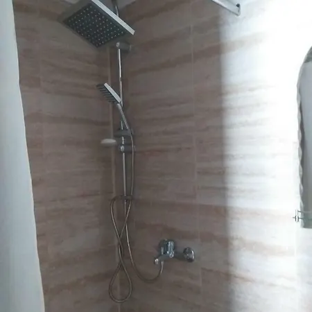 招待所 Casa Marronne 3*